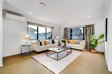 Photo of property in 16 Turnberry Drive, Wattle Downs, Auckland, 2103