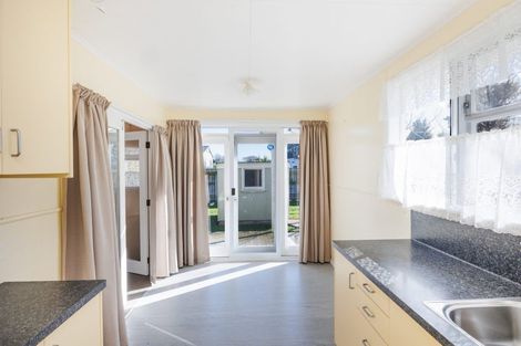 Photo of property in 35 Coventry Street, Highbury, Palmerston North, 4412