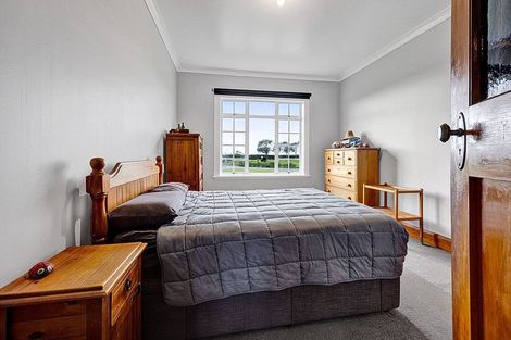 Photo of property in 22 Batten Road, Okaiawa, Hawera, 4671