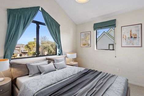 Photo of property in 124 Te Heuheu Street, Taupo, 3330