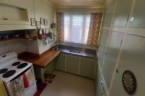 Photo of property in 17 Half Mile Road, Tuatapere, 9620