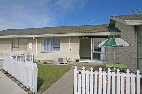 Photo of property in 3/12 Peer Street, Upper Riccarton, Christchurch, 8041