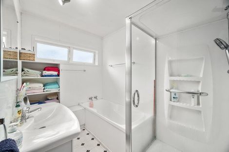 Photo of property in 45 Thomas Crescent, Western Heights, Rotorua, 3015