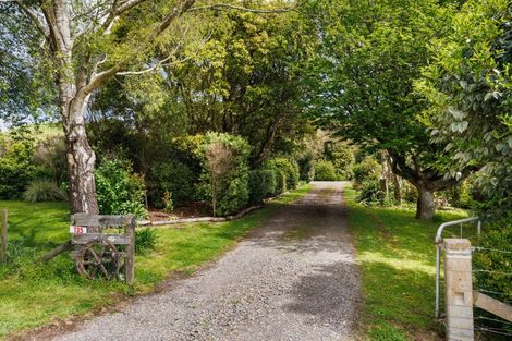 Photo of property in 135 Zigzag Road, Pohangina, Feilding, 4775