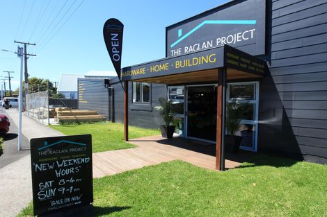 Photo of property in 1 Wallis Lane, Orewa, 0931