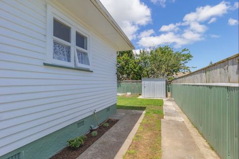 Photo of property in 40 Liverpool Street, Levin, 5510