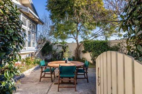 Photo of property in 10 Latham Street, Napier South, Napier, 4110