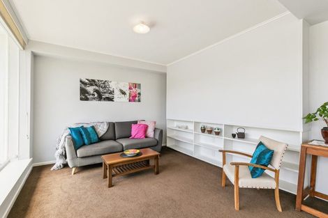 Photo of property in Hamilton Court Flats, 1/47 Hamilton Road, Hataitai, Wellington, 6021