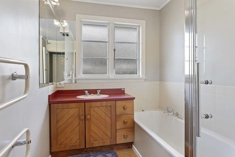 Photo of property in 238 Weston Road, Mairehau, Christchurch, 8052