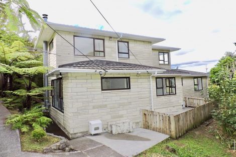 Photo of property in 13 Chester Road, Tawa, Wellington, 5028
