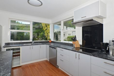 Photo of property in 44 Russell Road, Wainuiomata, Lower Hutt, 5014