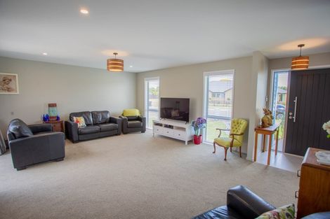 Photo of property in 25 Haughey Drive, Mairehau, Christchurch, 8052