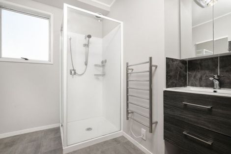 Photo of property in 192 Wordsworth Road, Manurewa, Auckland, 2102