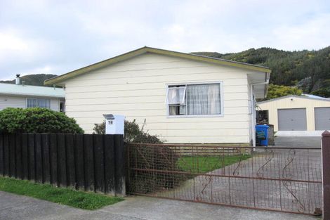 Photo of property in 34 Berkeley Road, Wainuiomata, Lower Hutt, 5014