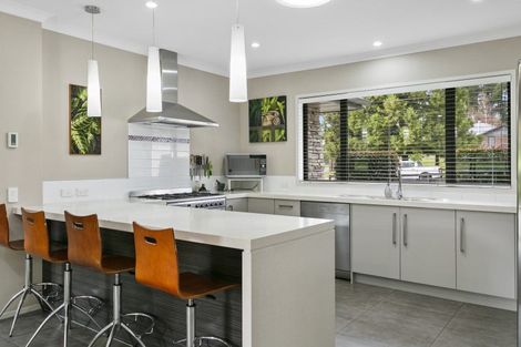 Photo of property in 19 Maple Grove, Acacia Bay, Taupo, 3385