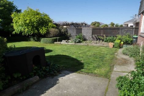 Photo of property in 28 Manor Place, Bryndwr, Christchurch, 8053