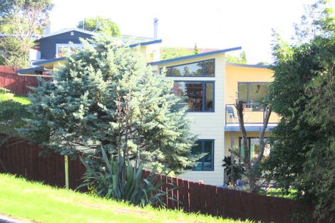 Photo of property in 12 Ocean View Road, Hatfields Beach, Orewa, 0931