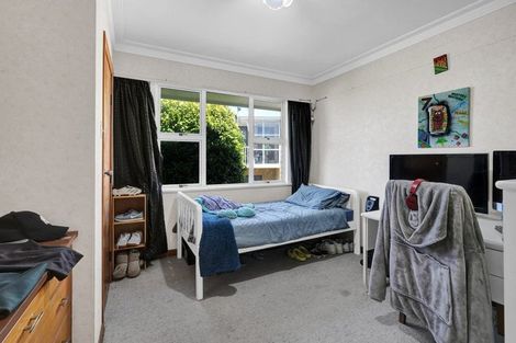 Photo of property in 5 Hillcrest Street, Glen Avon, New Plymouth, 4312