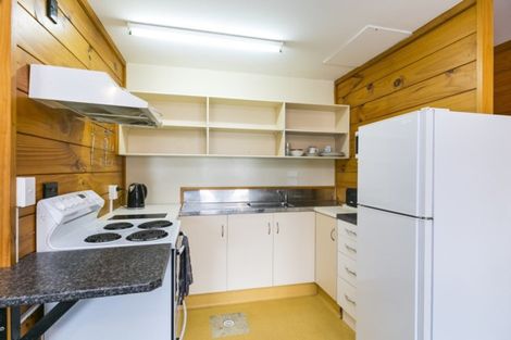 Photo of property in Te Awhina Apartments, 8/22 Sussex Street, Mount Cook, Wellington, 6021