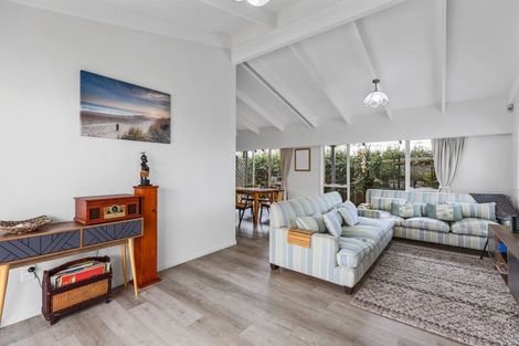Photo of property in 11a Dickson Road, Papamoa Beach, Papamoa, 3118