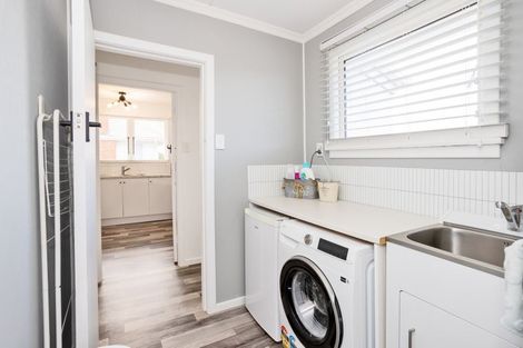 Photo of property in 52 Willis Street, Grasmere, Invercargill, 9810