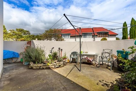 Photo of property in 28 Mcbain Grove, Avalon, Lower Hutt, 5011