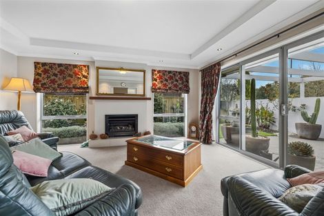 Photo of property in 2 Donovan Place, Aidanfield, Christchurch, 8025