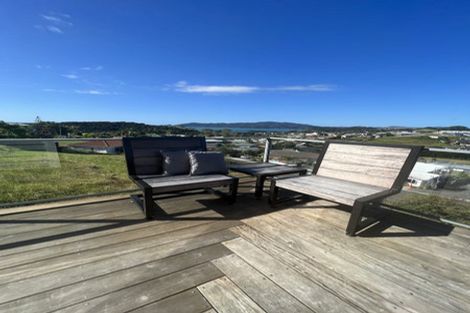 Photo of property in 26 Cable Bay Block Road, Cable Bay, 0420