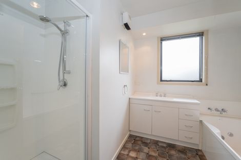 Photo of property in 182 Tarbert Street, Alexandra, 9320