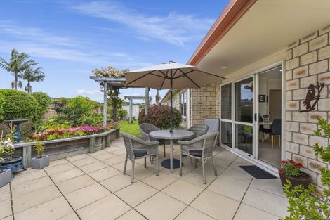 Photo of property in 24/100 Millers Road, Brookfield, Tauranga, 3110