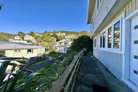 Photo of property in 27 Hathaway Avenue, Karori, Wellington, 6012