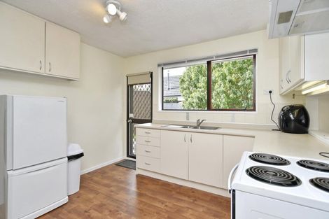 Photo of property in 1/2 James Condon Place, Redwood, Christchurch, 8051