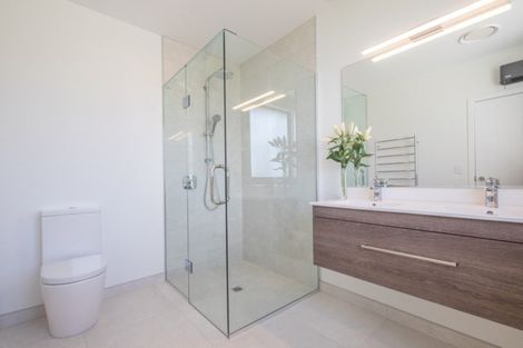 Photo of property in 2 Nokomai Street, Wanaka, 9305