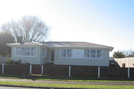 Photo of property in 58 Addington Avenue, Manurewa, Auckland, 2102
