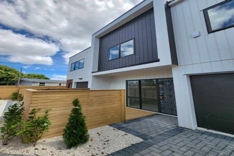 Photo of property in 3/32 Yeovil Road, Te Atatu Peninsula, Auckland, 0610