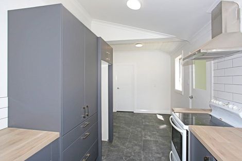 Photo of property in 1 Cadman Street, Dannevirke, 4930