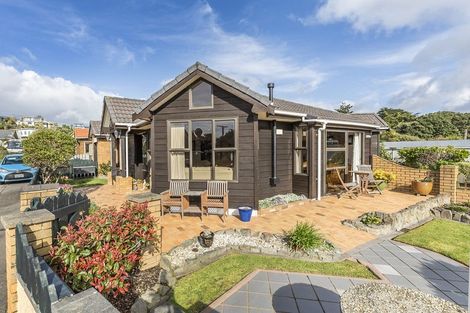 Photo of property in 1/4u Richard Street, Titahi Bay, Porirua, 5022