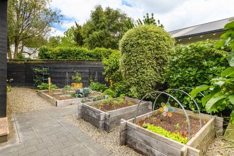 Photo of property in 26 Manapouri Crescent, Hokowhitu, Palmerston North, 4410