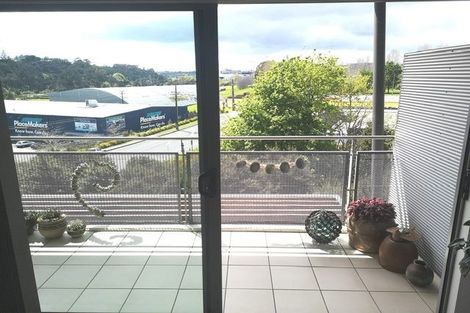 Photo of property in Albany Central, 16a/210 Dairy Flat Highway, Albany, Auckland, 0632