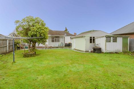Photo of property in 132 Avonhead Road, Avonhead, Christchurch, 8042
