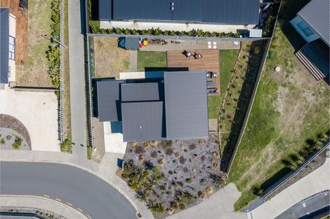 Photo of property in 5 Seagrass Place, Otaki Beach, Otaki, 5512