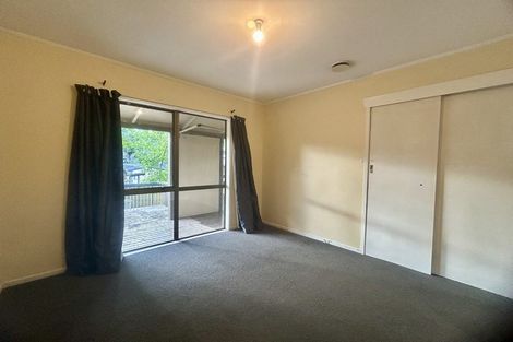 Photo of property in 14 Palmetto Place, Goodwood Heights, Auckland, 2105