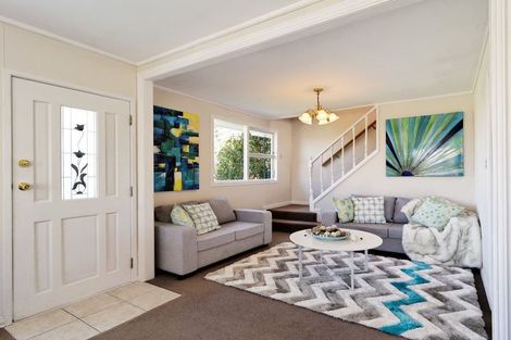 Photo of property in 10 Pasteur Place, New Windsor, Auckland, 0600