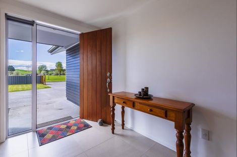 Photo of property in 3 Arabella Way, Waipukurau, 4200