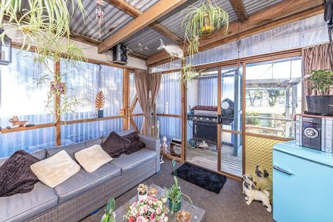 Photo of property in 2 Wharf Street, Castlecliff, Whanganui, 4501