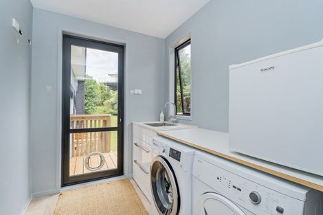 Photo of property in 13 Miro Place, Whitianga, 3510