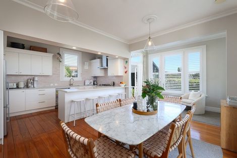 Photo of property in 24 Ngatitama Street, Nelson South, Nelson, 7010