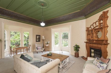 Photo of property in 122 Stout Street, Whataupoko, Gisborne, 4010