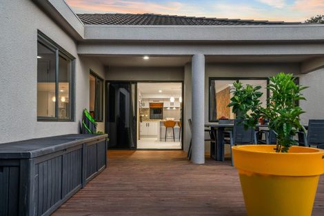 Photo of property in 22 Hoyte Place, Pukehangi, Rotorua, 3015