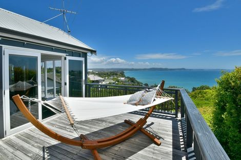 Photo of property in 44 Vipond Road, Stanmore Bay, Whangaparaoa, 0932